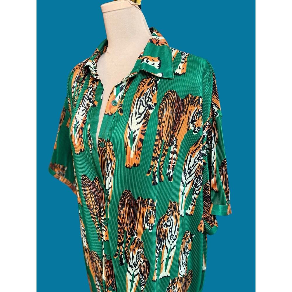 Dressed In Lala | So Far So Good Green Plisse Tiger Tail Maxi Dress | Worn Once - Picture 10 of 16